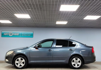 Подержанный автомобиль Skoda Octavia Liftback 2011 года (8 фото)