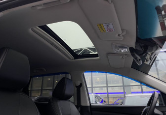 Подержанный автомобиль Chevrolet Captiva 2022 года (25 фото)