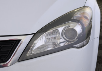 Подержанный автомобиль Kia Ceed Hatchback 2011 года (11 фото)