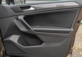 Подержанный автомобиль Volkswagen Tiguan 2019 года (25 фото)