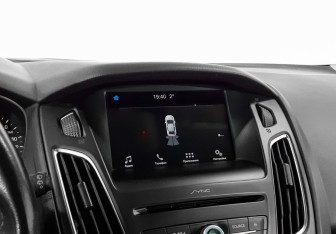 Подержанный автомобиль Ford Focus Wagon 2017 года (14 фото)