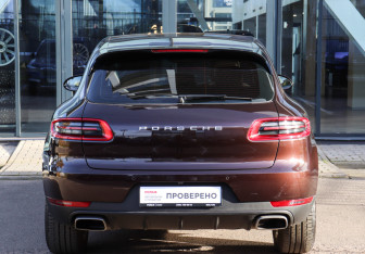 Подержанный автомобиль Porsche Macan 2017 года (5 фото)