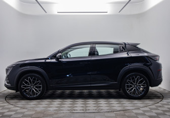 Подержанный автомобиль Changan UNI-T 2023 года (2 фото)