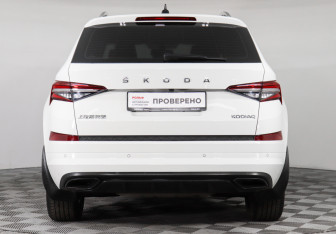 Подержанный автомобиль Skoda Kodiaq 2022 года (6 фото)