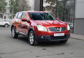 Подержанный автомобиль Nissan Qashqai 2007 года (3 фото)