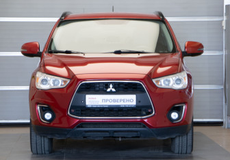 Подержанный автомобиль Mitsubishi ASX 2014 года (2 фото)