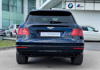 Подержанный автомобиль Bentley Bentayga 2018 года (6 фото)