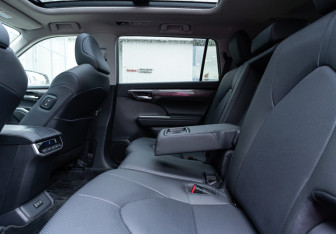 Новый Toyota Highlander 2025 (42 фото)