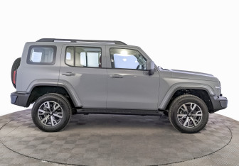 Новый Tank 300 2025 (4 фото)