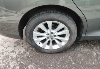 Подержанный автомобиль Toyota Venza 2013 года (12 фото)