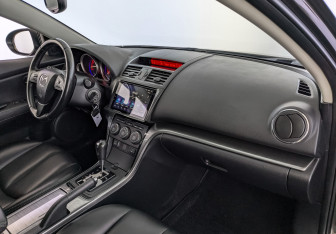 Подержанный автомобиль Mazda 6 Sedan 2012 года (13 фото)