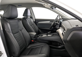 Подержанный автомобиль Haval F7 2023 года (24 фото)