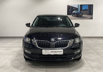 Подержанный автомобиль Skoda Octavia Liftback 2018 года (2 фото)