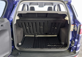 Подержанный автомобиль Ford EcoSport 2017 года (10 фото)