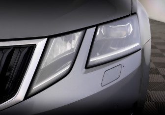 Подержанный автомобиль Skoda Octavia Liftback 2019 года (17 фото)