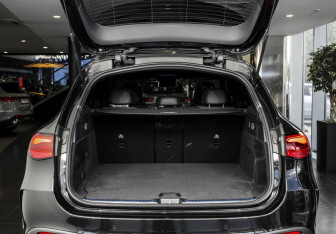 Новый Mercedes-Benz GLC AMG 2025 (5 фото)