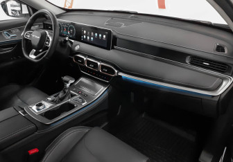 Подержанный автомобиль Jetour X70 2025 года (9 фото)