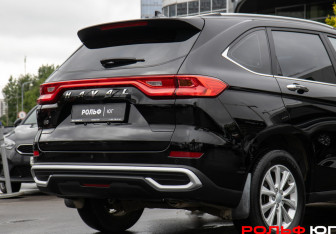 Подержанный автомобиль Haval M6 2023 года (17 фото)
