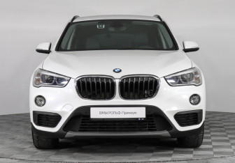 Подержанный автомобиль BMW X1 2019 года (3 фото)