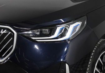 Подержанный автомобиль BMW X3 2025 года (7 фото)