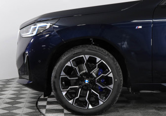 Новый BMW X3 2025 (8 фото)