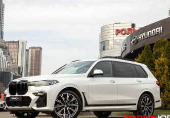 Подержанный автомобиль BMW X7 2020 года (1 фото)