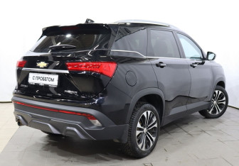 Подержанный автомобиль Chevrolet Captiva 2022 года (4 фото)