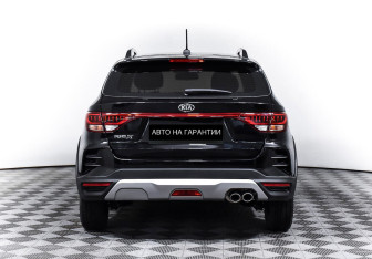 Подержанный автомобиль Kia Rio Hatchback 2021 года (6 фото)