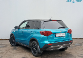 Подержанный автомобиль Suzuki Vitara 2021 года (7 фото)
