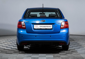 Подержанный автомобиль Kia Rio Sedan 2011 года (6 фото)