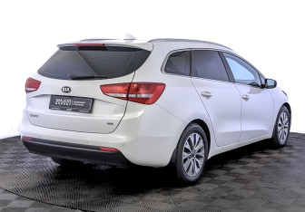 Подержанный автомобиль Kia Ceed Wagon 2018 года (5 фото)