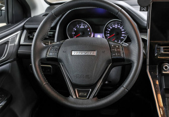 Подержанный автомобиль Haval M6 2024 года (17 фото)