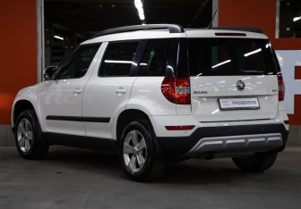 Подержанный автомобиль Skoda Yeti 2014 года (7 фото)