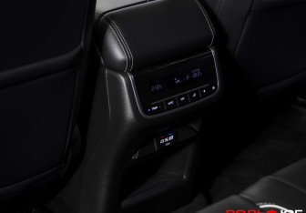 Подержанный автомобиль GAC GS8 2023 года (19 фото)