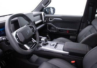 Подержанный автомобиль Jetour T2 2024 года (10 фото)