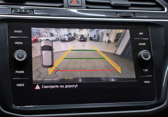 Подержанный автомобиль Volkswagen Tiguan 2018 года (20 фото)