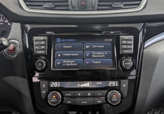 Подержанный автомобиль Nissan Qashqai 2016 года (17 фото)