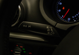 Подержанный автомобиль Audi A3 Sedan 2014 года (13 фото)