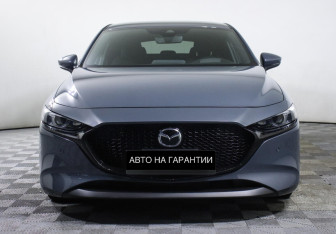 Подержанный автомобиль Mazda 3 Hatchback 2019 года (2 фото)