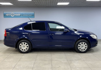 Подержанный автомобиль Skoda Octavia Liftback 2012 года (4 фото)