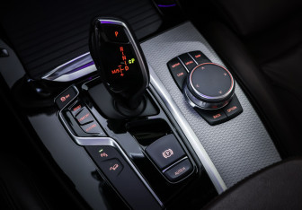 Подержанный автомобиль BMW X4 2018 года (20 фото)