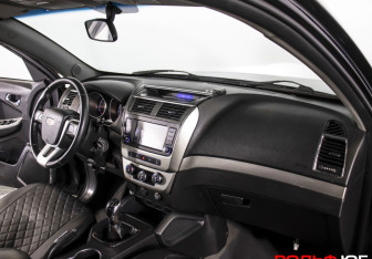 Подержанный автомобиль Geely Emgrand X7 2016 года (10 фото)