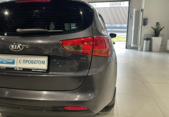 Подержанный автомобиль Kia Ceed Wagon 2014 года (8 фото)