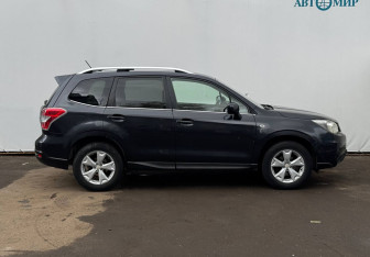 Подержанный автомобиль Subaru Forester Suv 2014 года (4 фото)