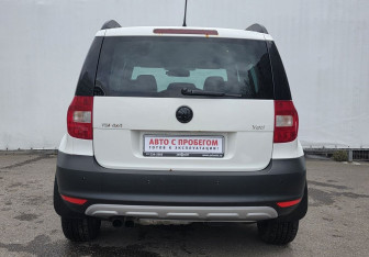 Подержанный автомобиль Skoda Yeti 2011 года (6 фото)