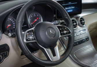 Подержанный автомобиль Mercedes-Benz GLC Coupe 2019 года (14 фото)