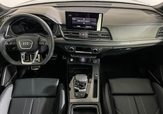 Подержанный автомобиль Audi Q5 2025 года (12 фото)