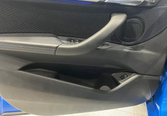 Подержанный автомобиль BMW X2 2021 года (9 фото)