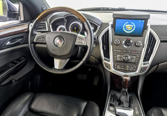 Подержанный автомобиль Cadillac SRX 2011 года (29 фото)