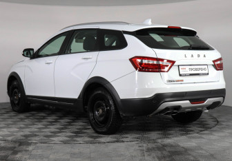Подержанный автомобиль LADA (ВАЗ) Vesta Wagon 2018 года (7 фото)